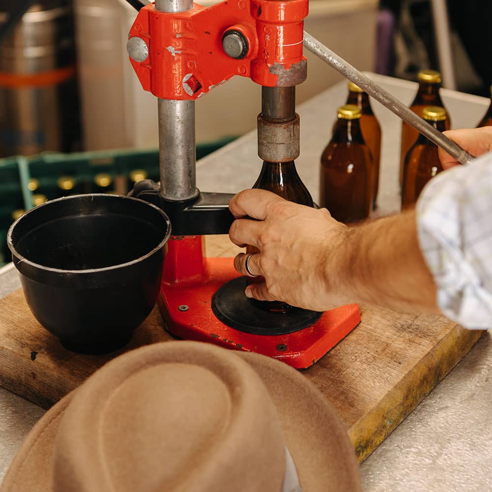 Bignose & Beardy - Bottle Capping